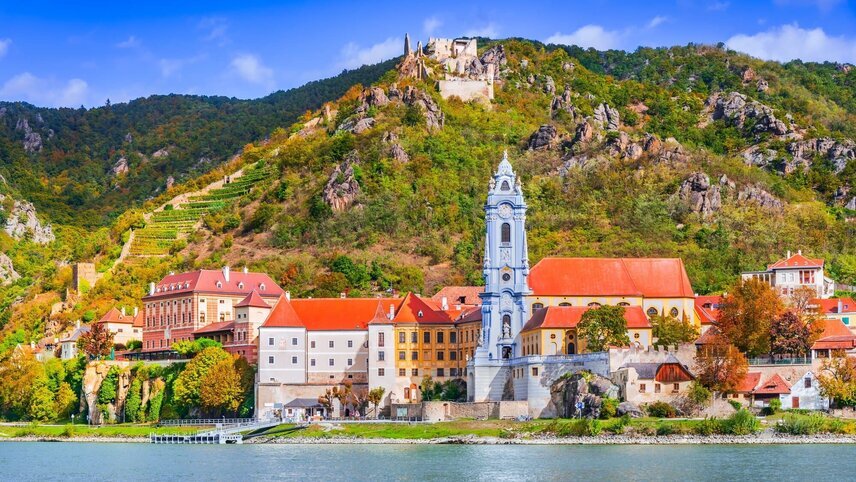 Romantic Danube (Smithsonian Journeys)