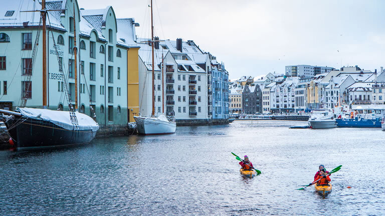 Hamburg - North Cape - Hamburg - Hidden Winter Gems and Northern Lights 