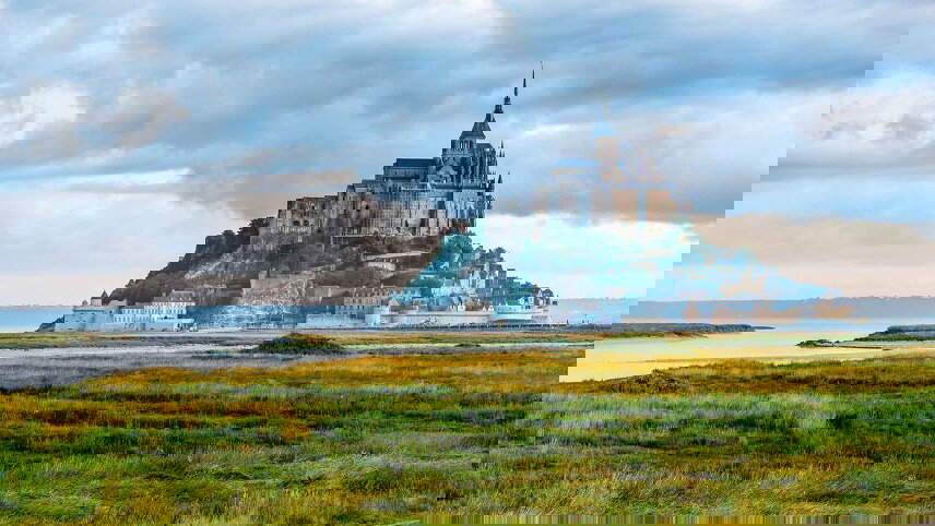 Premium Paris, Loire Valley & Normandy