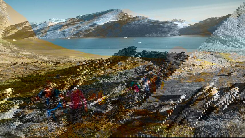 Greenland Explorer: Sail and Soar the Alpine Arctic (Ultramarine)