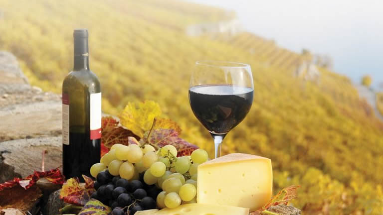 Sail Italy: Amalfi to Procida