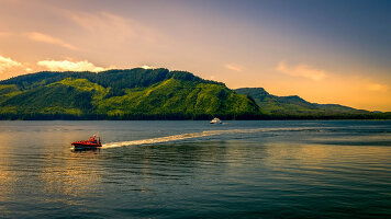 10 Day Alaska Cruise From Seattle To Seattle (Norwegian Cruise Line)