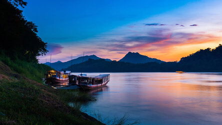 17 Day Treasures & Temples of Vietnam & Cambodia (Emerald Cruises)