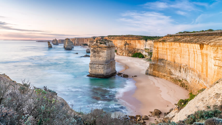 Southern Australia & Tasmania Unveiled with Cairns and the Great Barrier Reef