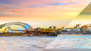 Cruises From Sydney )