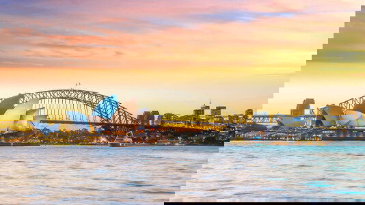 Cruises From Sydney )