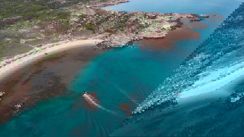 Vansittart Bay & Jar Island