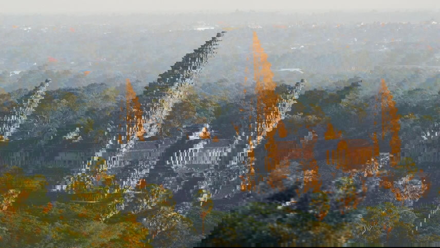 Fascinating Vietnam, Cambodia & the Mekong River with Hanoi & Ha Long Bay (Southbound)