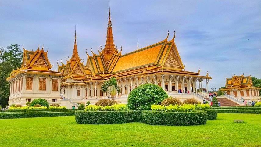 Vietnam & Cambodia: A Grand Adventure with Bangkok, Chiang Mai & Luang Prabang