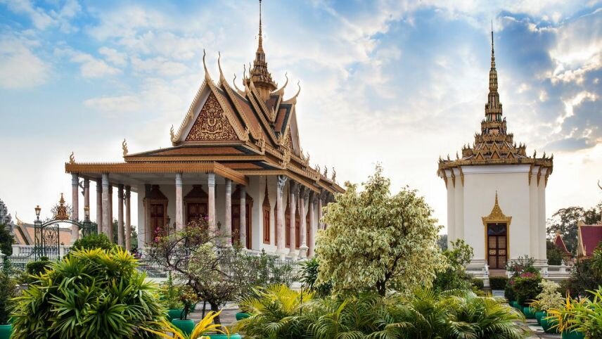 Cambodia Calling (Small Group)