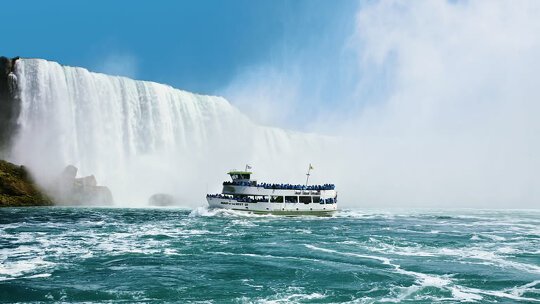 Cruise Niagara Falls
