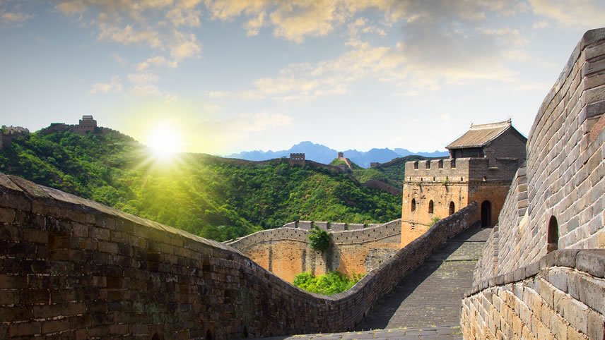 Beijing to Hong Kong: Great Wall & Warriors
