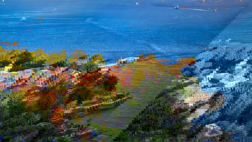 Classic China Discovery