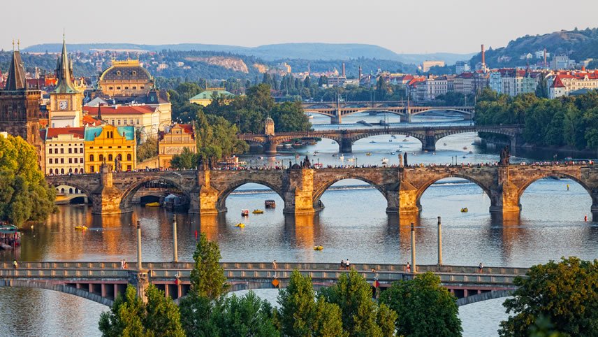 Danube Explorer & Prague