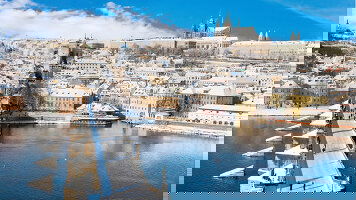 22 Day Play & Pause: Central & Eastern Europe (Winter) (Topdeck)