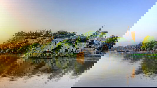 Rhône River Cruises River Cruises)