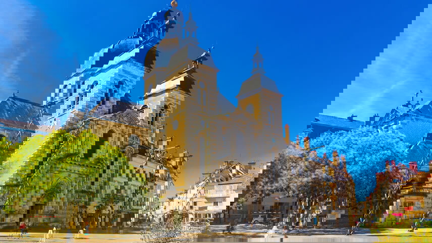 France, Uncorked: the Rhone, the Seine & Bordeaux