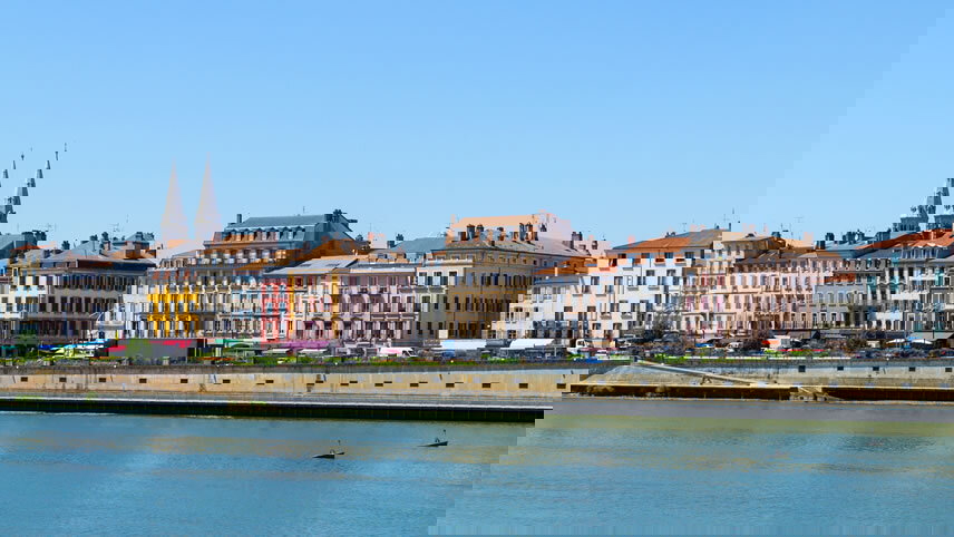 Discover the Rhône & Douro Rivers with Nice