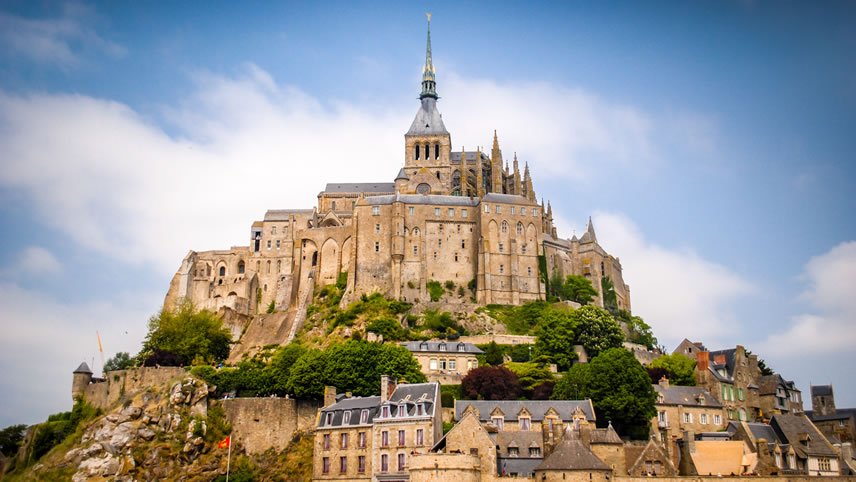 Active & Discovery on the Seine with Paris, Saint-malo and Mont St. Michel