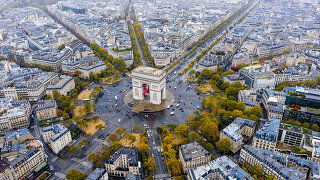 Tours starting in Paris 