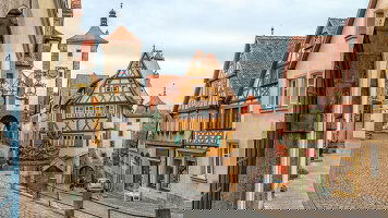 10 Day Seven Countries, Venice & Paris (Cosmos)