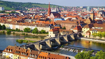 21 Day Paris to Prague & Splendours of Europe (Emerald Cruises)