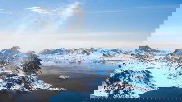 18 Day The Geographic North Pole and the East Coast of Greenland (Ponant)