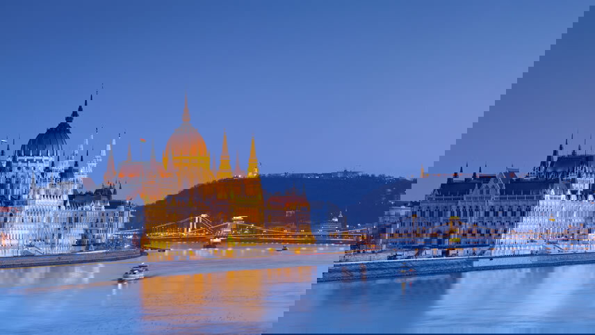 Christmas Time on the Danube & Budapest