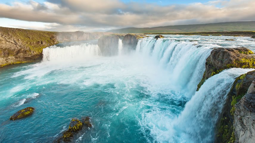 Circumnavigating Iceland - The Land of Elves, Sagas and Volcanoes (Itinerary 1)