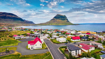 8 Day Elemental Iceland – Circular Saga From Reykjavík (HX Expeditions)