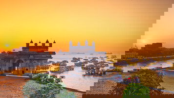 14 Day Icons of India: The Taj, Tigers & Beyond with Mumbai & Varanasi (Globus)