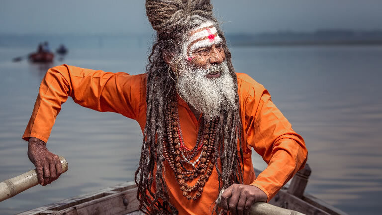 Icons of India: The Taj, Tigers & Beyond with Mumbai & Varanasi