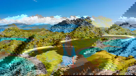 Indonesia Tours Tours)