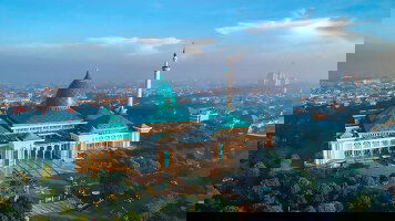 22 Day Indonesia & Australia Cruise: Bali, Darwin & Cairns (Azamara)