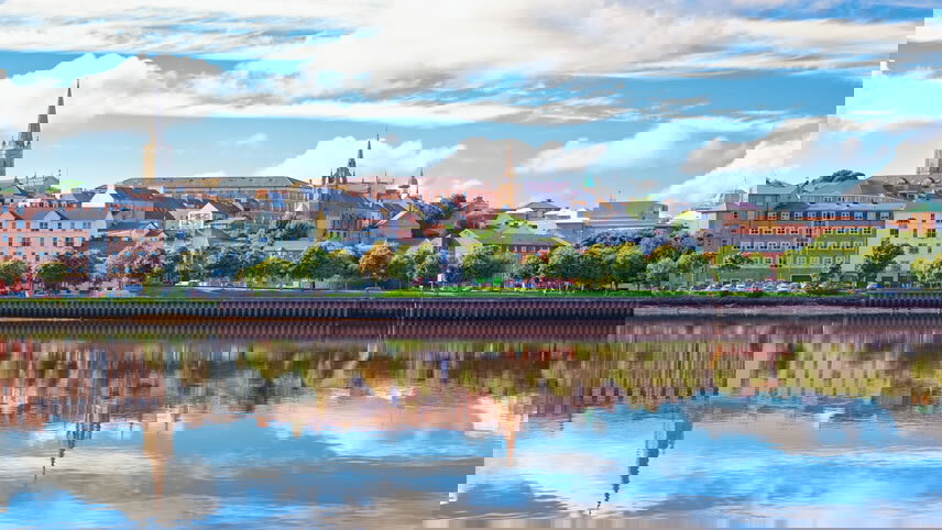 Nautical Nights In The North