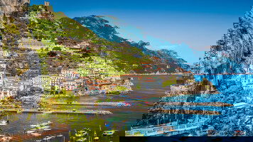 Small Group Tours with Tauck