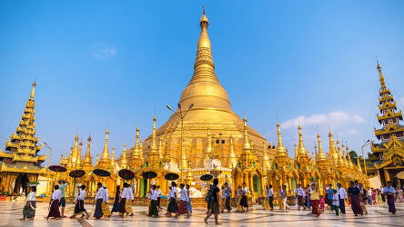 Bejewelled Shwedagon Paya