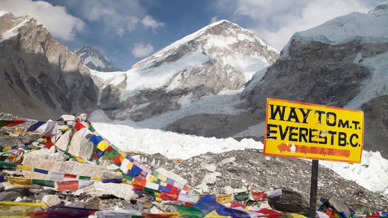Trail to Everest Base Camp, Nepal Trail to Everest Base Camp, Nepal