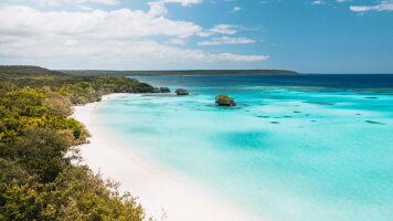 10 Day Royal Beach Club Lelepa Holiday (Royal Caribbean)