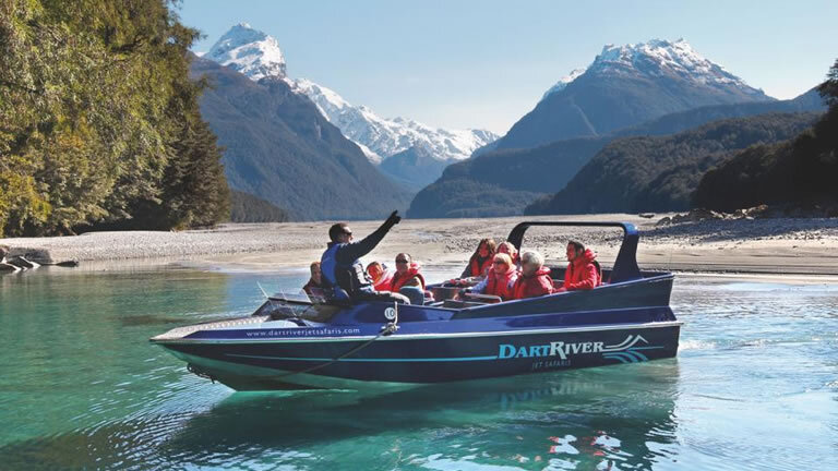 New Zealand Coastal Expedition with Queenstown Escape
