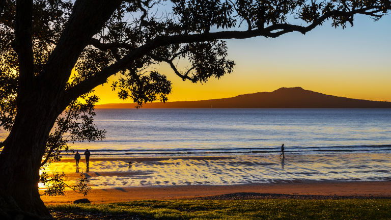 Takapuna Bay Sunrise