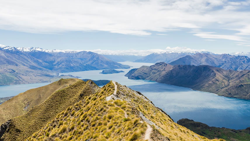 Lake Wanaka, South Island Lake Wanaka, South Island
