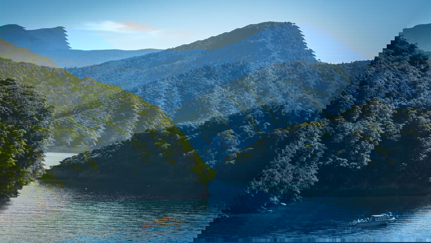 Hawaii, Tahiti & South Pacific Crossing