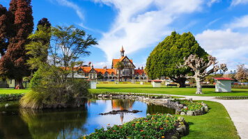13 Day World Cruise: New Zealand & Fiordland Wonders (Seabourn)
