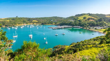 19 Day Splendours of New Zealand with Auckland & Huka Lodge - Cruise & Land Journey (Scenic)