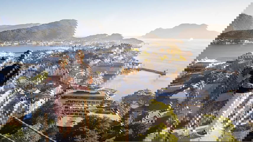 Scandinavian Capitals & Fjords With History Channel