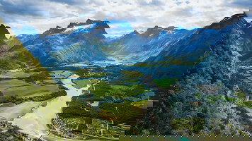 8 Day The Svalbard Line (North) (Hurtigruten)