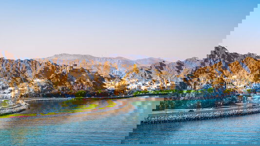 Middle East Cruises)