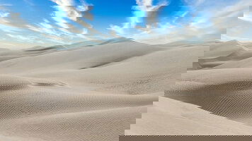 10 Day Whispers Through the Empty Quarter (Crooked Compass)