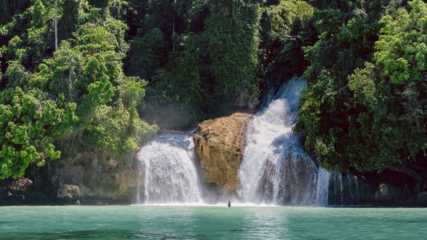 Island Treasures of Indonesia & East Timor